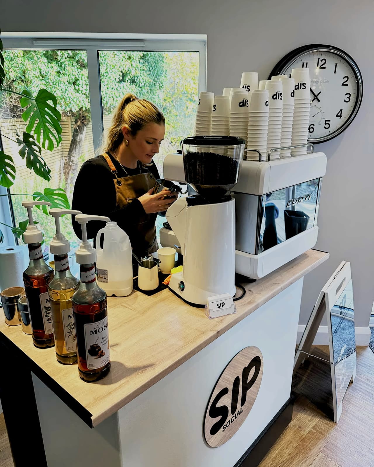 Coffee being prepared on the Sip Social cart at a private event